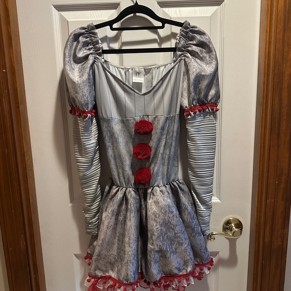 IT Halloween Costume Dress - Picture 1 of 7